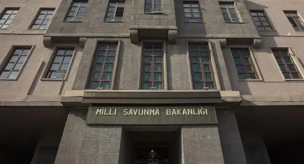 MSB: Sınır kapısındaki bayrağımıza saldırılmasıyla ilgili idari tahkikat başlatılmıştır