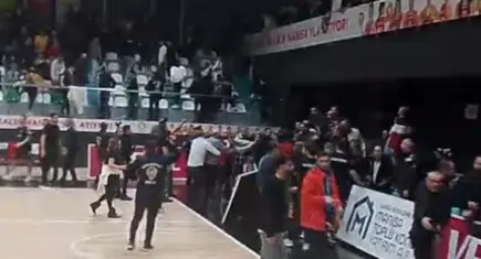Karşıyaka, Manisa maçındaki olaylara sert tepki gösterdi