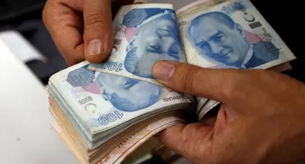 Bakan açıkladı: Burs miktarları artırıldı