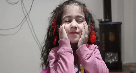 Yapışık parmak ile dünyaya gelen küçük Elif Lina için yardım çağrısı