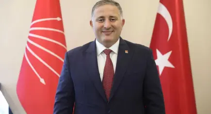 CHP Buca’da kazan kaynıyor:Çağdaş Kaya görevden alındı!