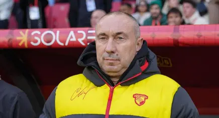 Göztepe teknik direktörü Stanimir Stoilov’dan transfer açıklaması 