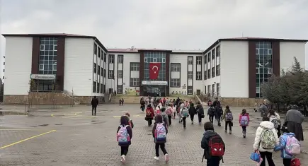 Deprem bölgesinde 6 Şubat'ta eğitime ara verilecek
