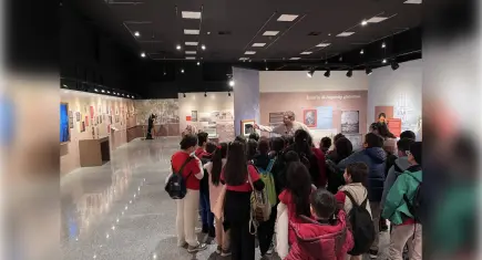 İzmir’de okuma kültürüne yaratıcı dokunuş: Kütüphanede Buluşalım atölyeleri başladı