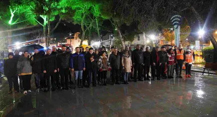 Seferihisar’da 6 Şubat depremleri için duygusal anma