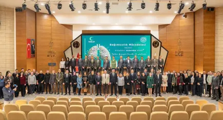 İzmir Adliyesi’nde baağımlılıkla mücadele semineri düzenlendi