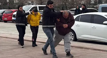 Bulgaristan plakalı otomobilde 24,5 kilo yasaklı madde ele geçirilmişti: 2 şüpheli tutuklandı 