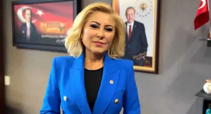 AK Parti İzmir Milletvekili Şebnem Bursalı dünya evine girdi