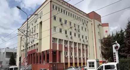 Kocaeli Adliyesi’ndeki emanet vurgununun bilançosu netleşti: 2 kilo altın ve binlerce dolar!
