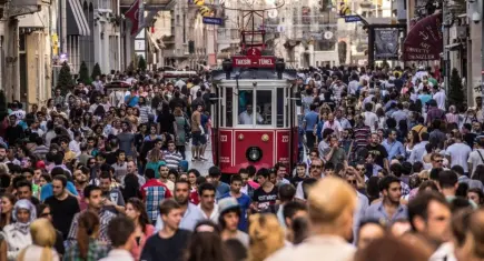 TÜİK verileri açıklandı: Mutluluk oranı arttı ama en büyük sorun hayat pahalılığı