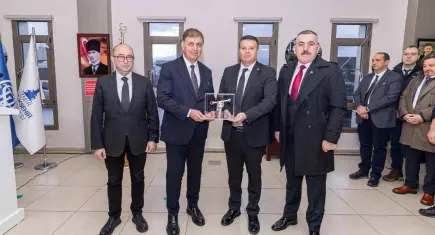 Başkan Tugay, mesaisine ESHOT’ta başladı