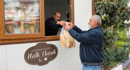 Seferihisar’da halk ekmek dönemi başladı