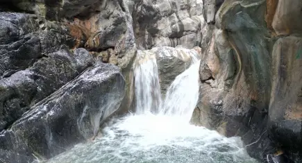 Spil Dağı’nda su sesi yeniden yükseliyor: Saklı Kanyon akmaya başladı