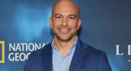 Epstein belgelerindeki yazışmaları ortaya çıkan ünlü doktor Peter Attia, CBS News yorumculuğundan istifa etti