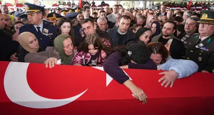 Şehit Hava Pilot Binbaşı İbrahim Bolat, İzmir’de toprağa verildi