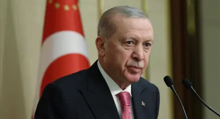 Cumhurbaşkanı Erdoğan: İran'a yönelik Amerika-İsrail saldırılarını esefle kınıyorum