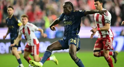 Fenerbahçe şampiyonluk yolunda ağır yara aldı! 