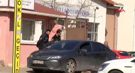 Lisede bıçaklı saldırı: 1 öğretmen hayatını kaybetti
