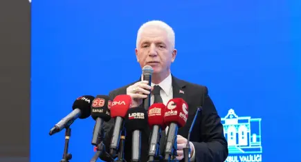 Vali açıkladı: O öğrencilerin bursu 10 bin TL’ye yükseldi