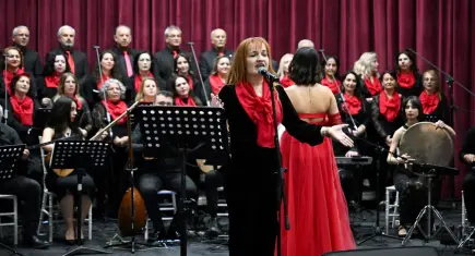 Bornova’da türküler dayanışma için söylendi