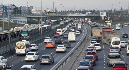 İstanbul’da trafik yoğunluğu yüzde 89’a ulaştı