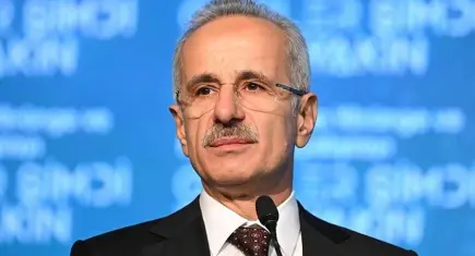 Bakan Uraloğlu: THY 20 Mart’a kadar İran seferlerini planlamadan çıkarmıştır