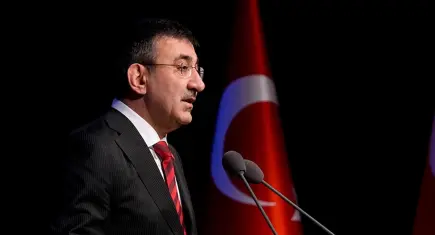 Cumhurbaşkanı Yardımcısı Yılmaz konuştu: Gençliğin önünde çok geniş bir ufuk bulunmaktadır