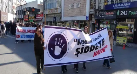 Keşanlı kadınlardan sert çıkış: 2025'te 294 kadın cinayeti işlendi"