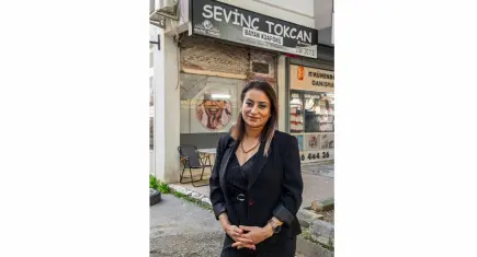 Yapamazsın diyenlere inat kendi kuaför salonunu açtı