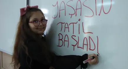 Ara tatil kalkacak mı? Milli Eğitim Bakanı Yusuf Tekin cevapladı