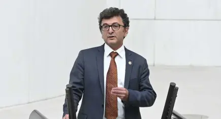 CHP’li Taşkın: Gençlerin üniversiteye olan ilgisi azalıyor
