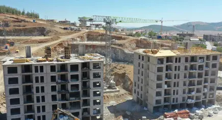 Deprem bölgesindeki inşaatlarda üç yılda en az 296 işçi hayatını kaybetti