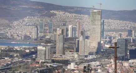 Bayraklı’da elektronik atıklar geri dönüşüme kazandırılıyor