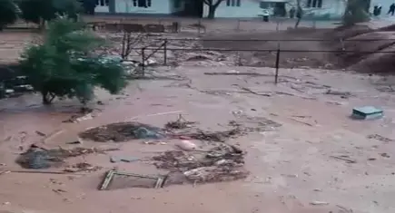 Sağanak Dehşeti: Dereler taştı, evleri su bastı!