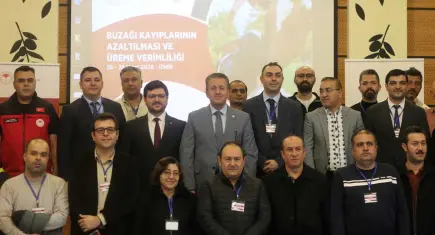 İzmir’de buzağı kayıplarını azaltmaya yönelik eğitim programı başladı