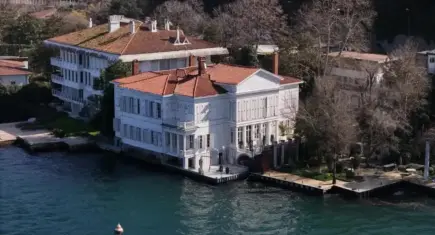 Kurtlar Vadisi’ne ev sahipliği yapmıştı: Abud Efendi Yalısı satışa çıktı