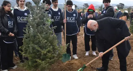 Yakaköy’de fidan dikim töreni düzenlendi