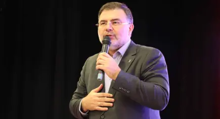 AK Partili Saygılı’dan CHP'li Güç'e sert çıkış: İzmirlinin aklıyla alay ediyor