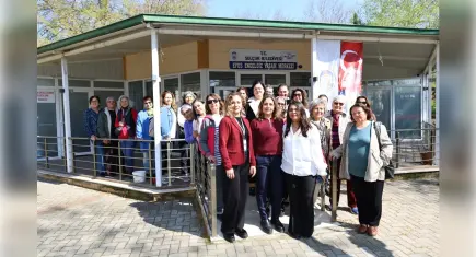 İzmir Büyükşehir Belediyesi’nden kadınlara sağlık eğitimi