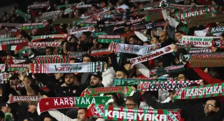 Karşıyaka ve Eskişehirspor taraftarlarından anlamlı çağrı: Maçta barış mesajı verilecek