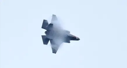 İran’da ABD uçağı düşürüldü: Pilotların başına ödül konuldu