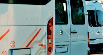 Kamu personeli, çocuğunu çalıştığı kurumun servis aracına bindirebilecek