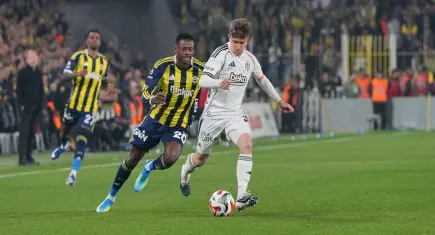 Kadıköy’de nefes kesen derbi: Fenerbahçe son dakika golüyle güldü