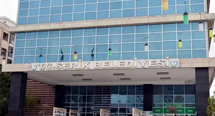  Antalya’da belediye binasına silahlı saldırı