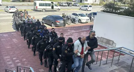 Muğla’da lastik bot faciası: 19 kişi hayatını kaybetti, 12 şüpheli tutuklandı