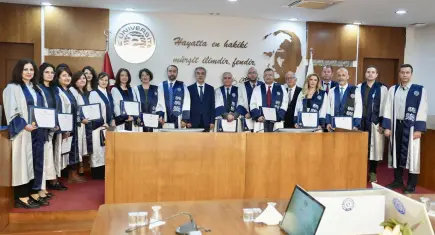 Ege Üniversitesi’nde akademisyenler ve birimlere ödül yağdı