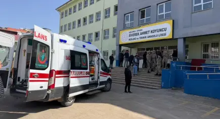 Lisede silahlı saldırı:Çok sayıda yaralı var
