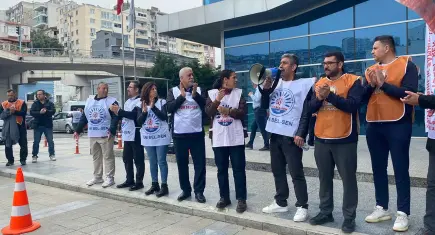 Bayraklı Belediyesi’nde TİS krizi büyüyor 