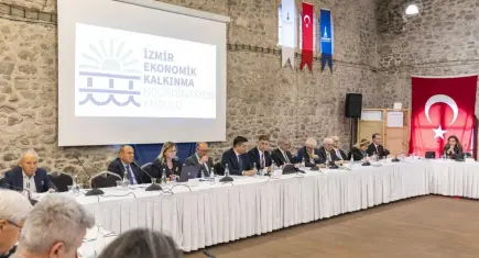 Başkan Tugay: Şehirler küresel krizlere karşı dirençli olmalı