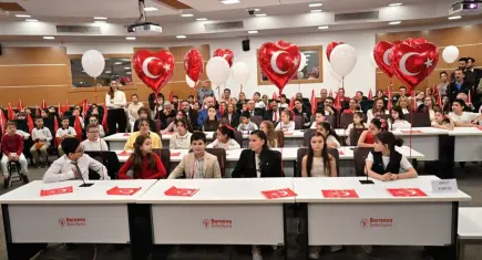 Bornova Çocuk Meclisi’nden büyüklere örnek mesajlar